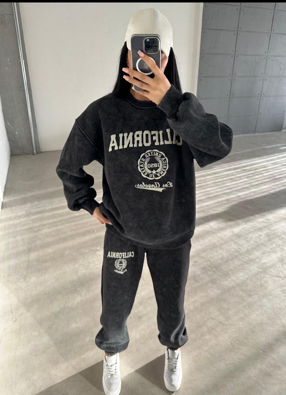 Wang or california kostum sportiv