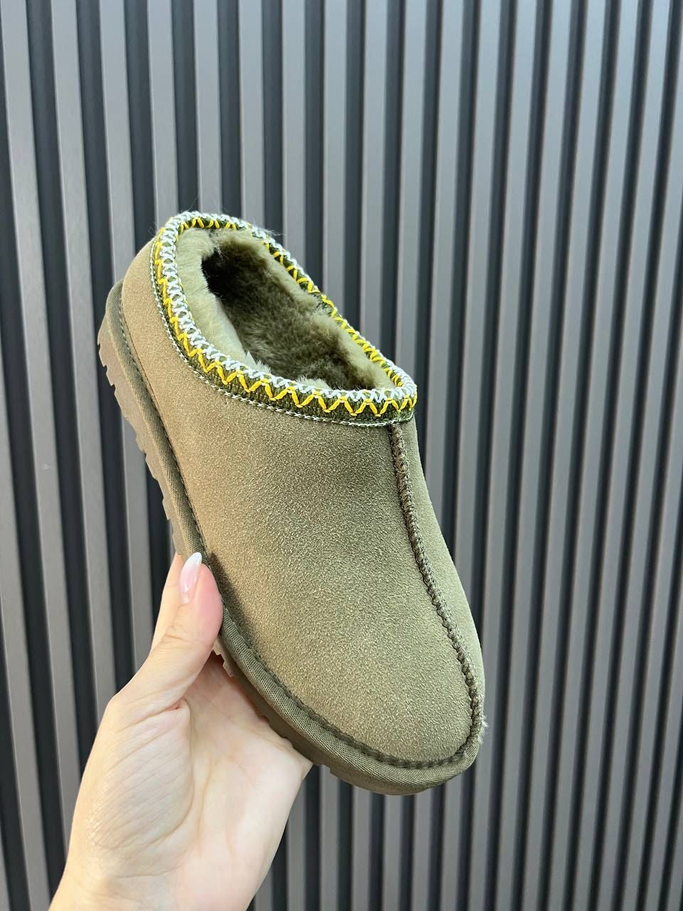 Shapkat ugg imitim pa logo cilesia e pare