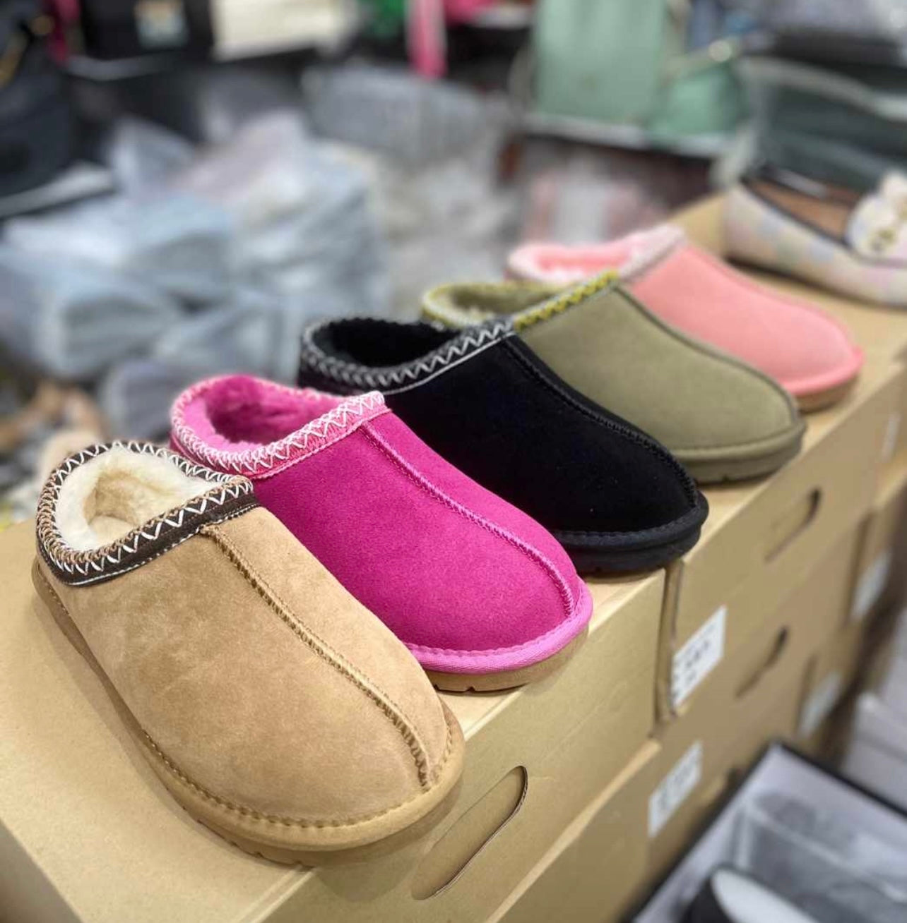 Shapkat ugg imitim pa logo cilesia e pare