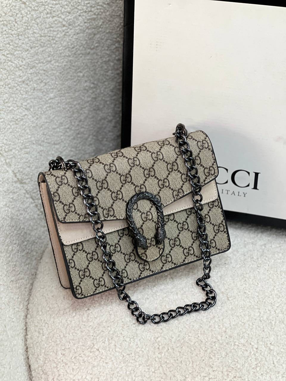 Cant Gucci medium