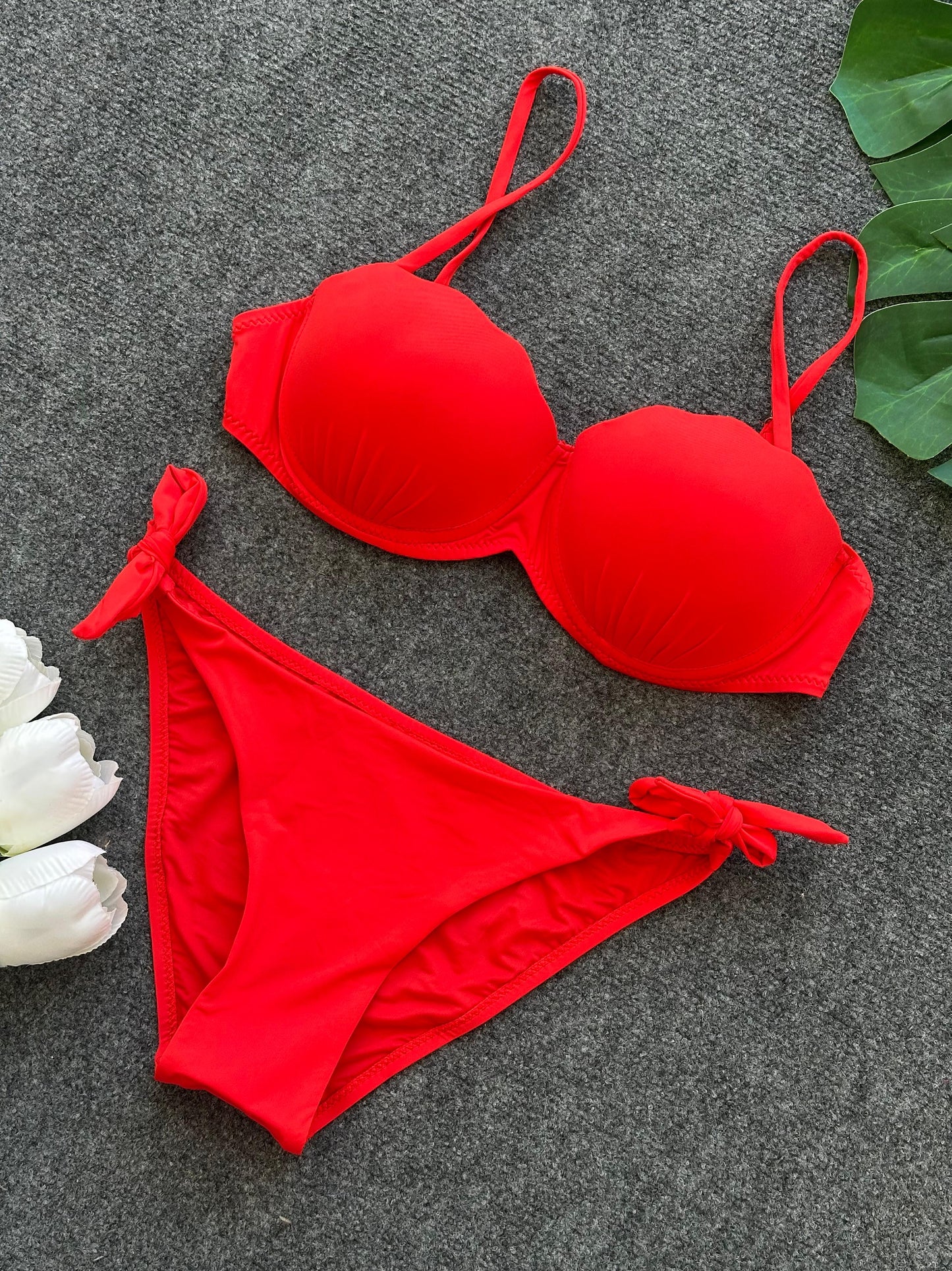 Luna swimwear rroba banje me kup dhe mbathje plote