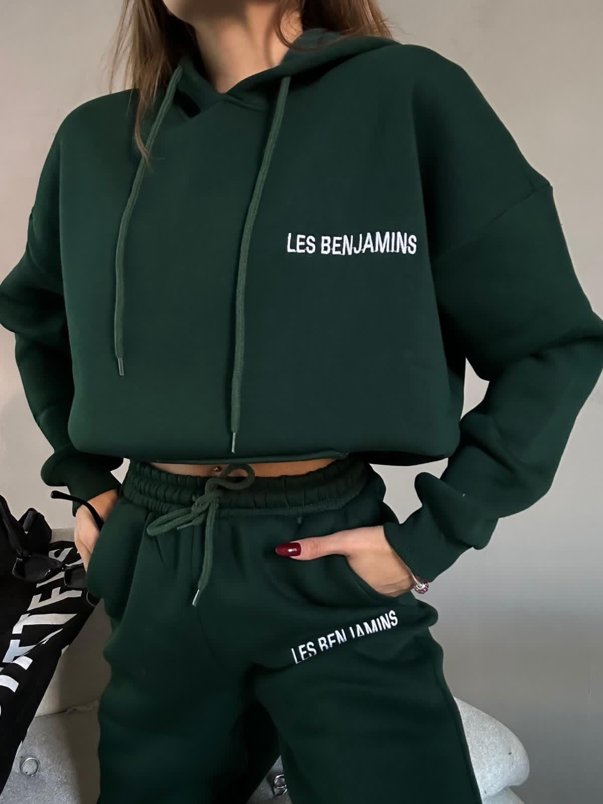 Les Benjamin kostum sportiv