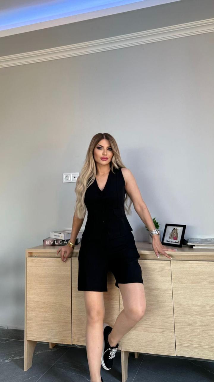 Kostum me jelek & pantallon te shkurter