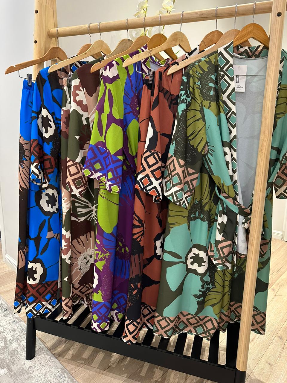 Kostum saten floral print