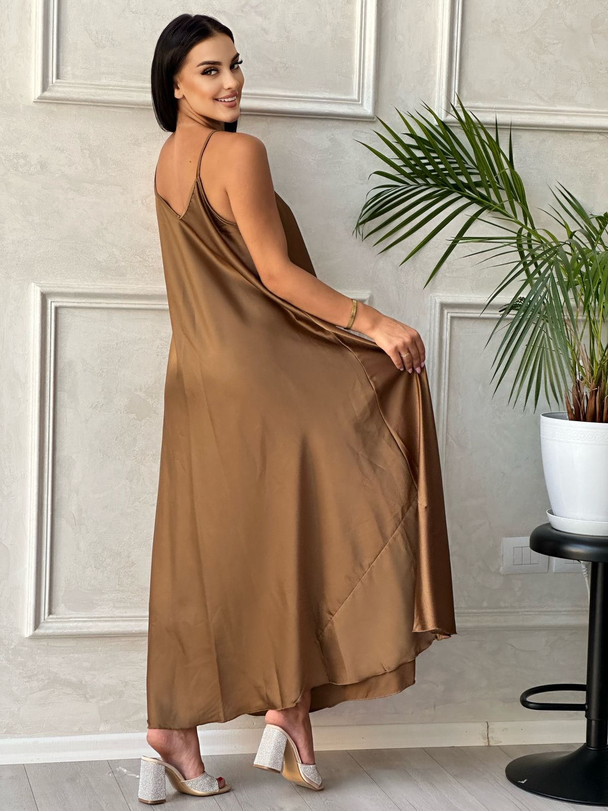 Fustane saten oversize