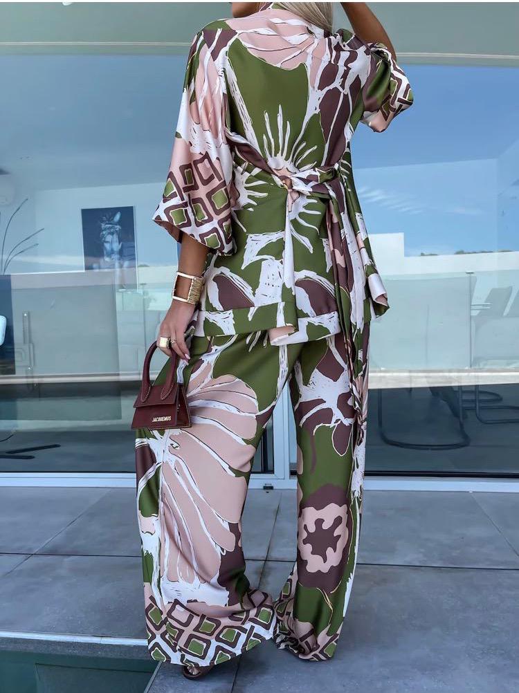 Kostum saten floral print