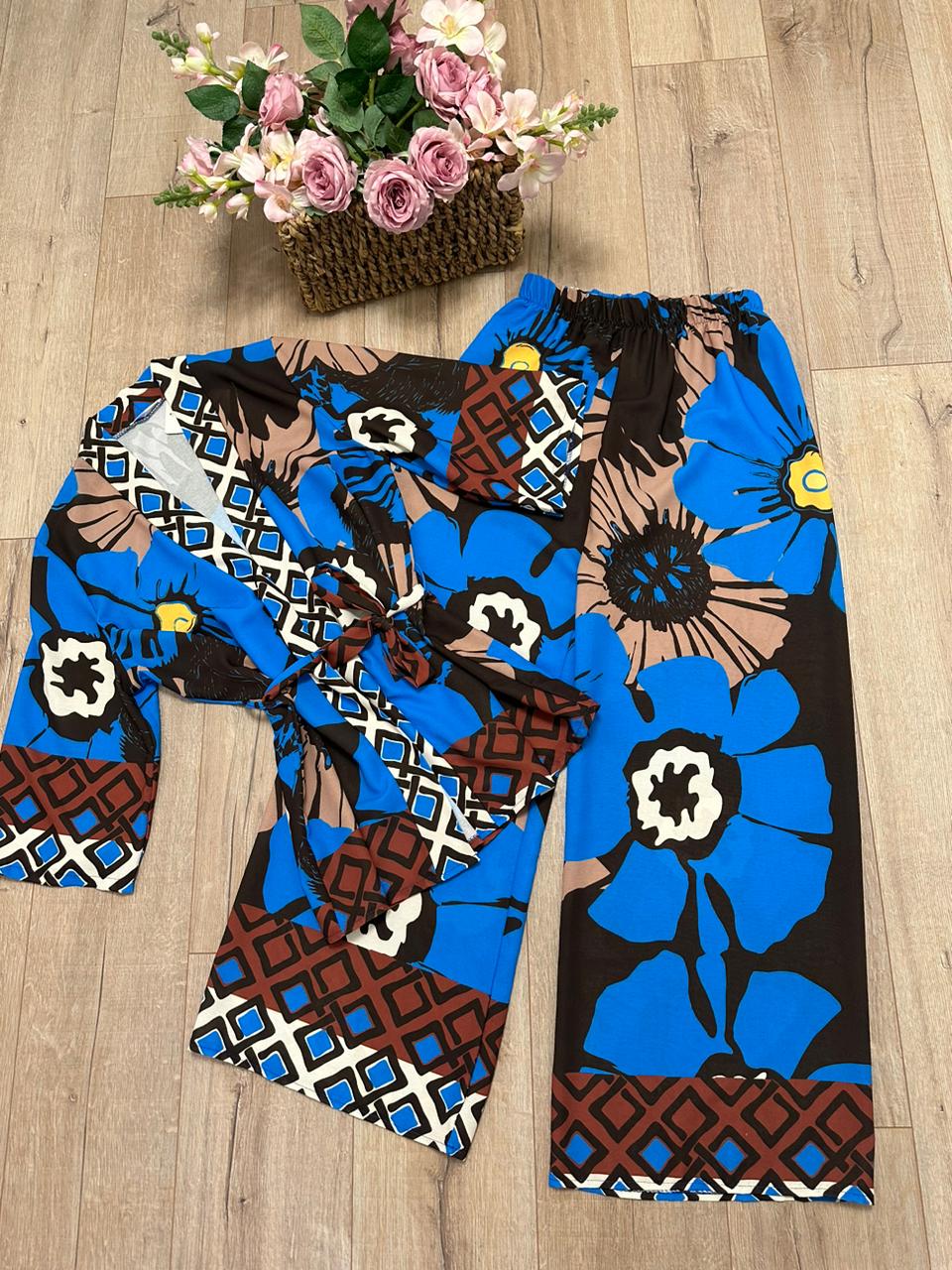 Kostum saten floral print