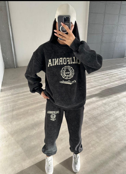 Wang or california kostum sportiv
