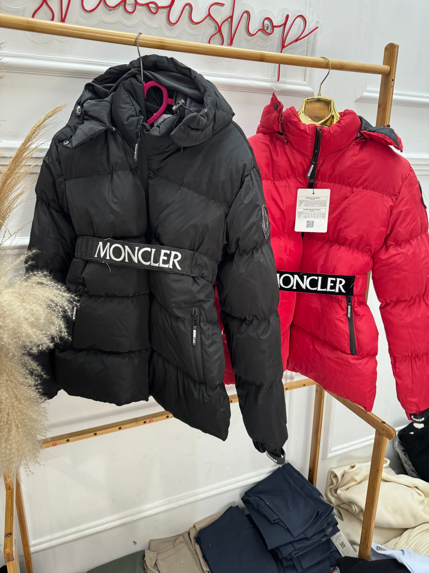 Xhup Moncler oferte