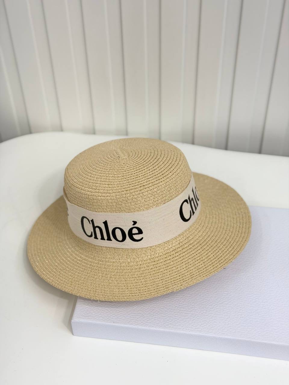 Kapele kashte Chloé