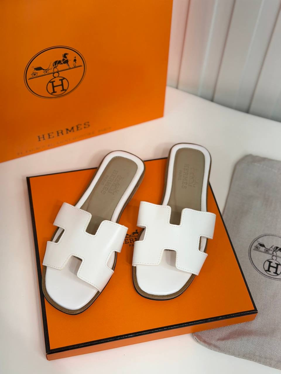Shapka Hermes cilesia 1