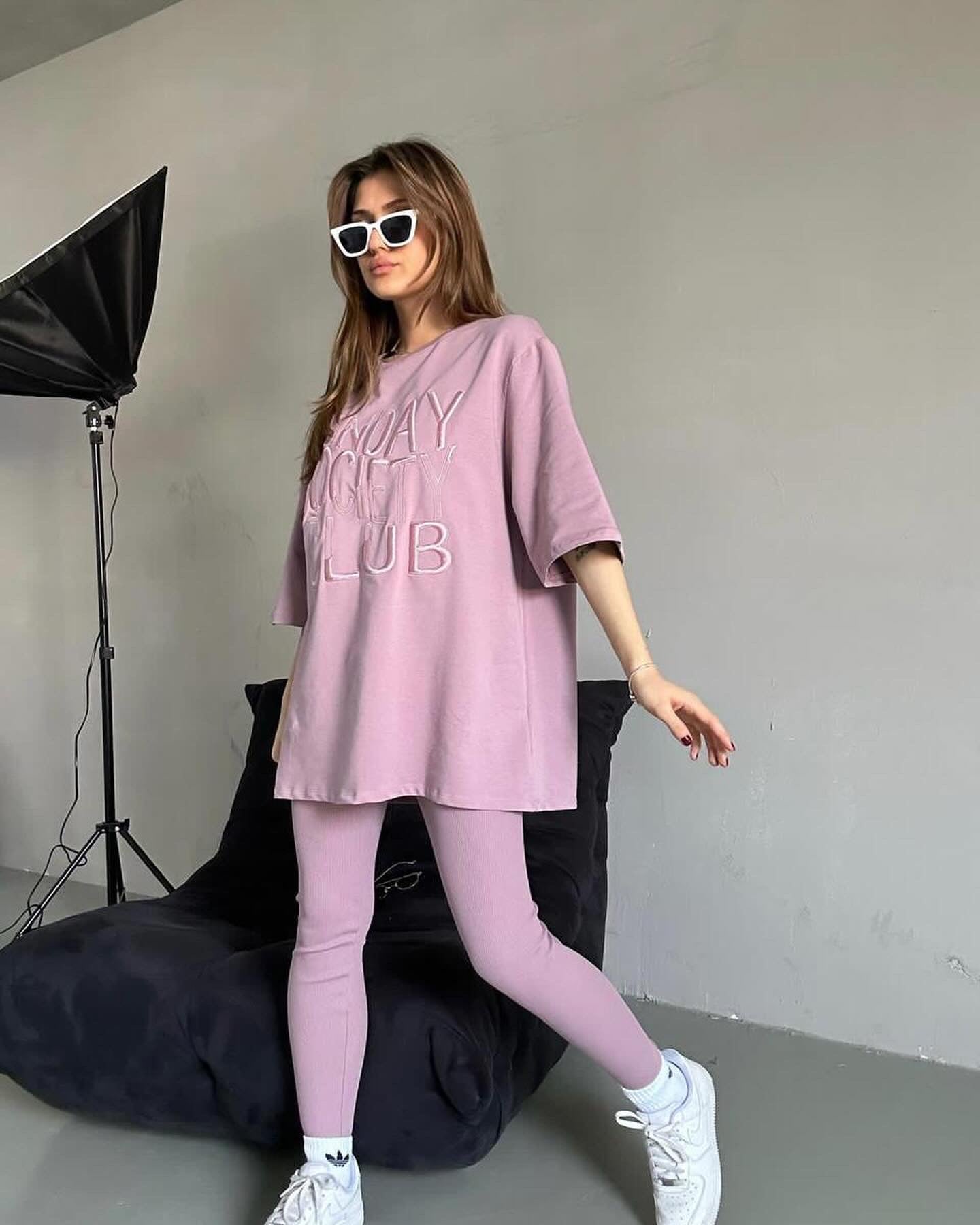 Kostum sportiv me bluze oversize & strece