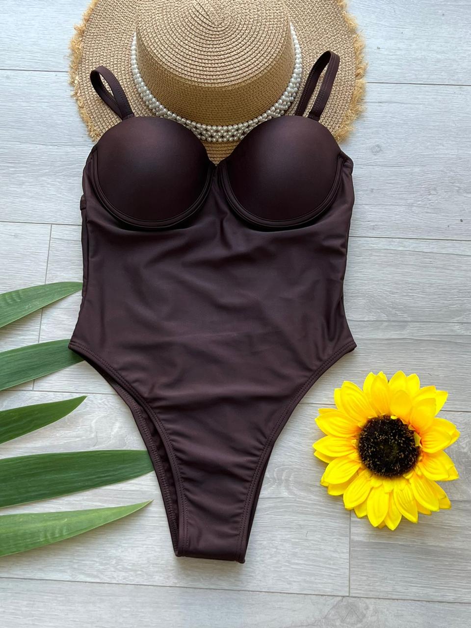 “Agnes” monokini .. rroba banje trup