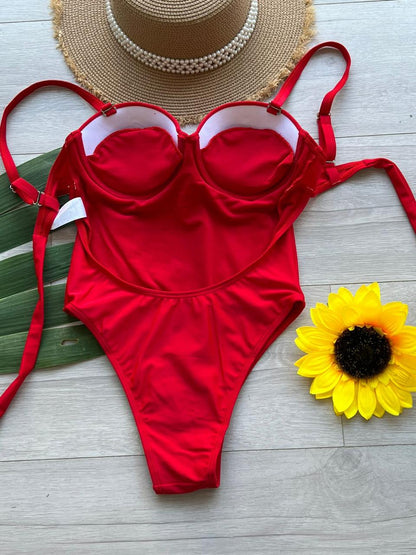 “Agnes” monokini .. rroba banje trup