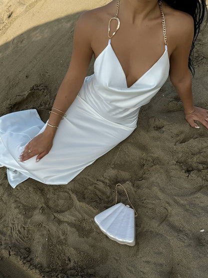 Open back saten dress