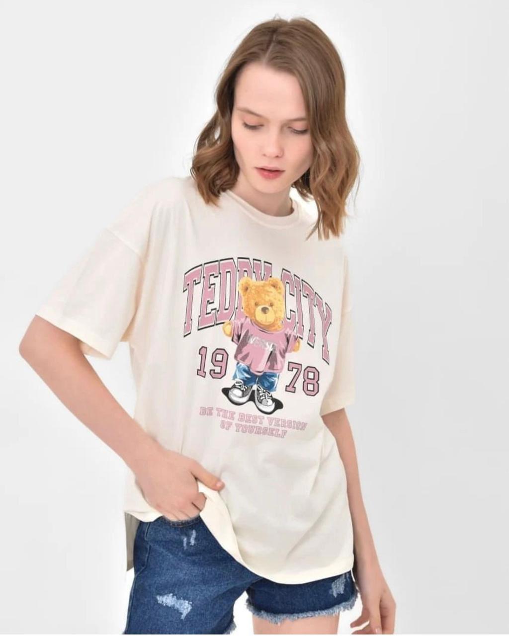 T shirt me printe te ndryshme